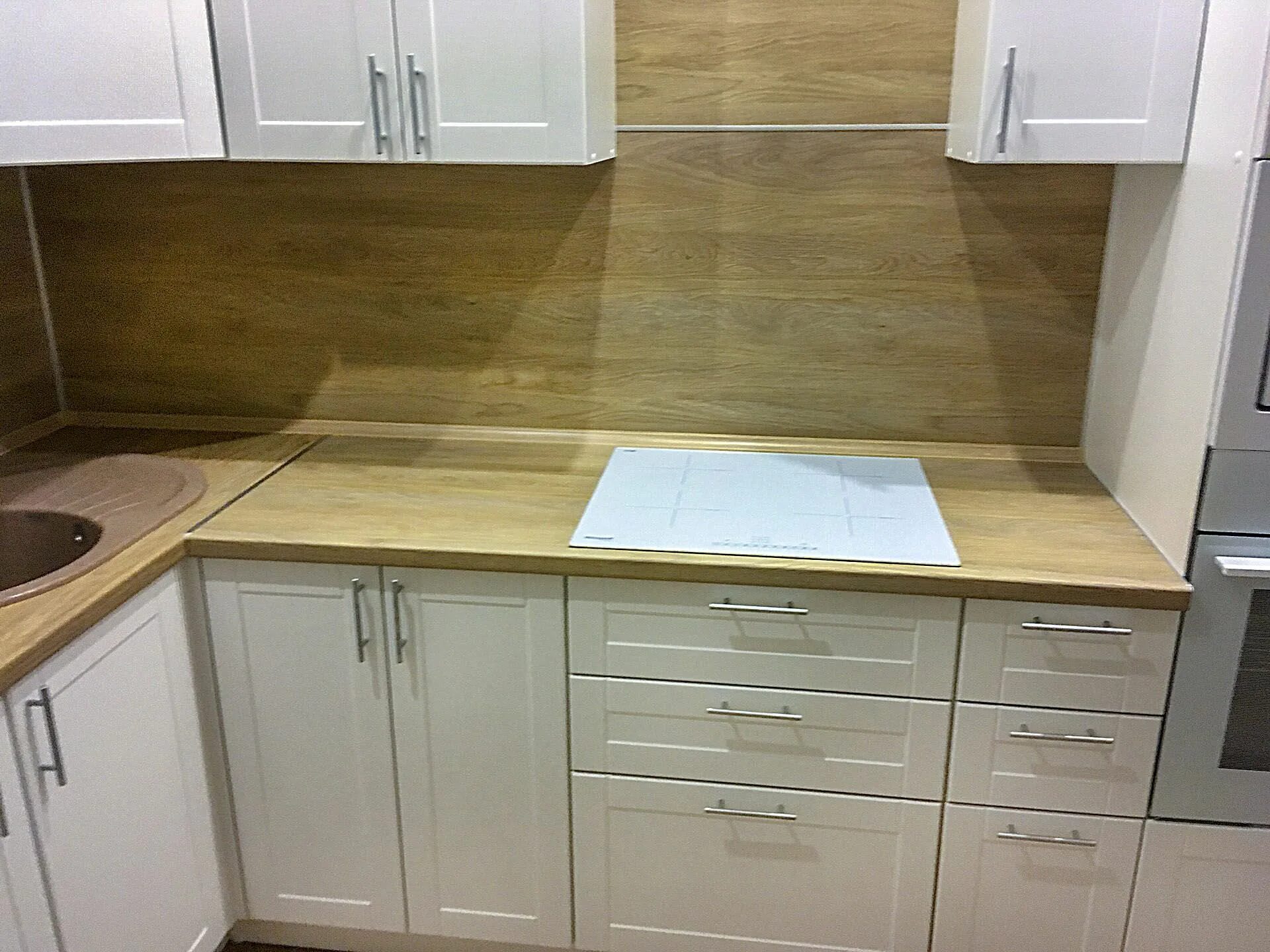 Dub halifax H1180 + bílý lesk Kitchen inspiration design, Interior design kitche