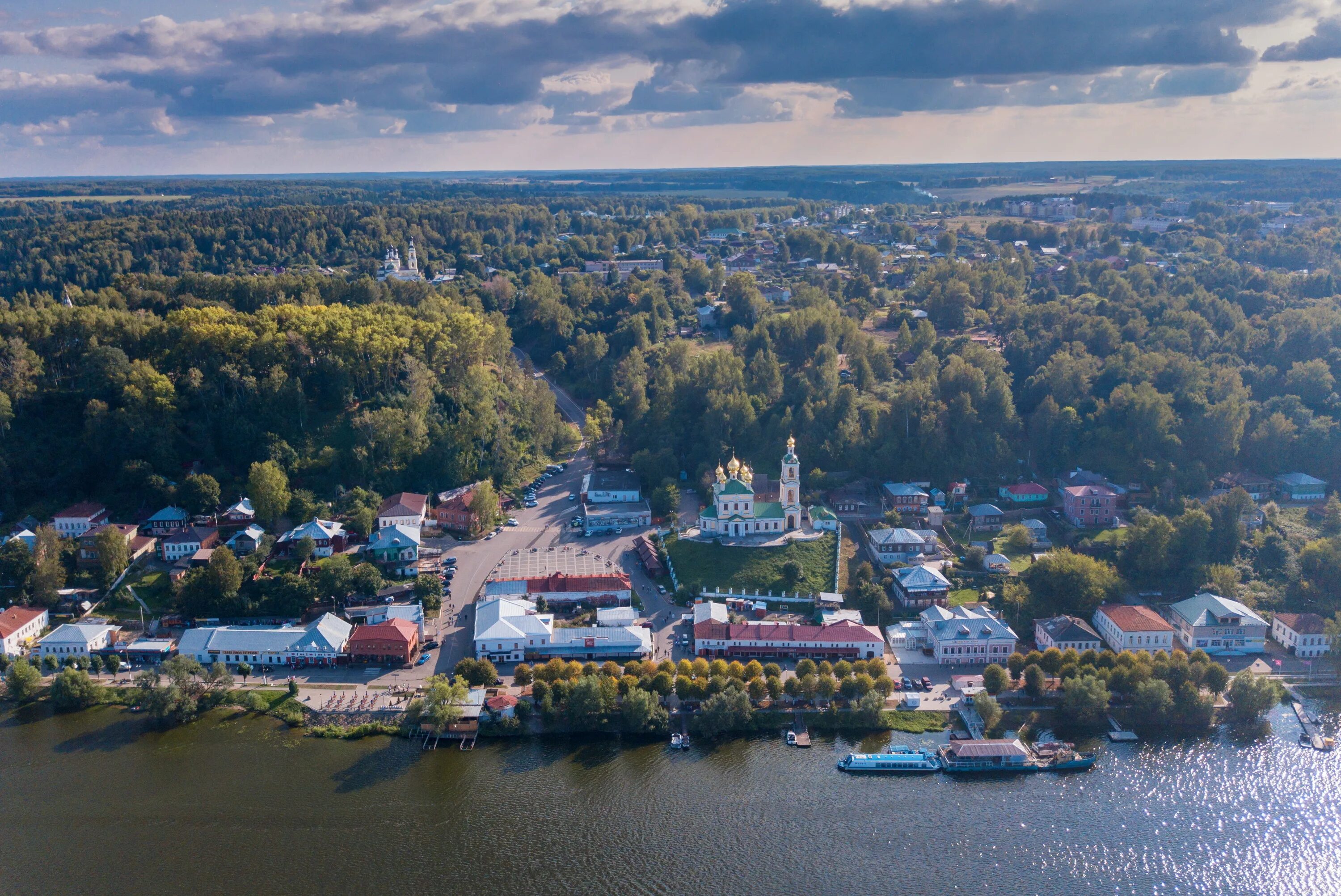 Плес Кострома. Плес Ярославль. Плёс город. Ярославль Кострома Плес Волга. Кострома плес иваново