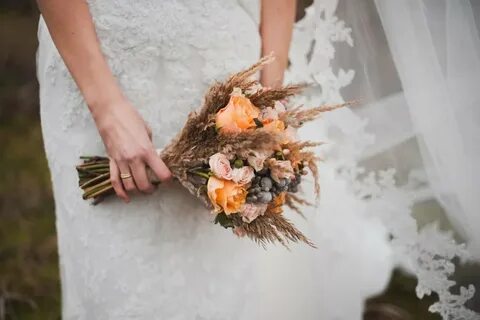 Осенний букет невесты — осенний вариант букета невесты, трендовые свадебн.....