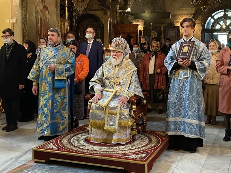 богослужение в лефортово