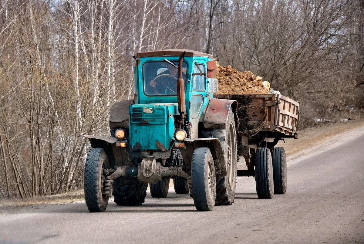 Тракторная екатеринбург. Т-40 (трактор). Трактор ЛТЗ 40 ам. Трактор колесный т-40ам. Трактор т 40 новый.