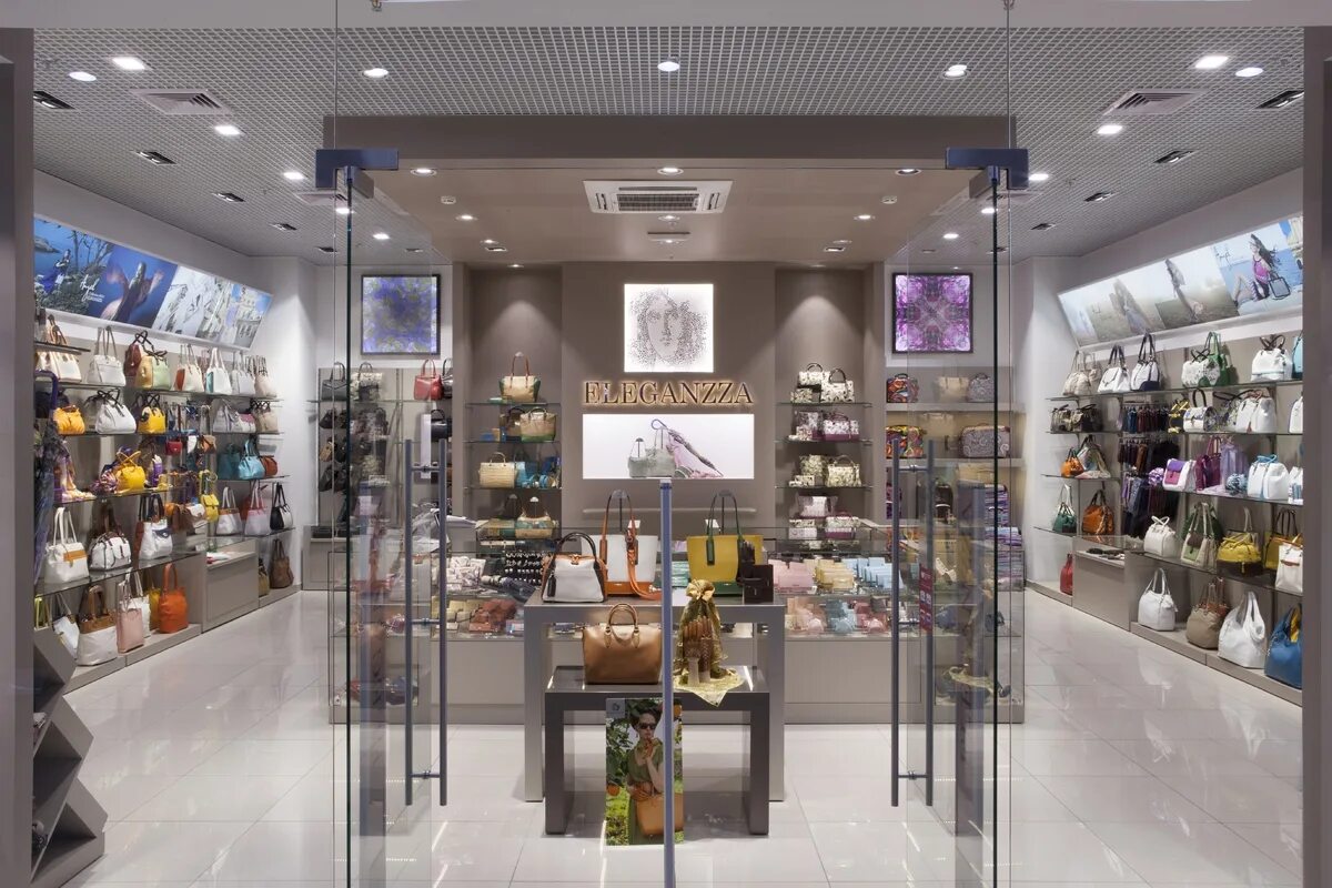 магазины аксессуаров в москве. выкладка товара в магазине. магазин на таганке русский промыслы. магазин галантереи и аксессуаров. магазины аксессуаров в москве.