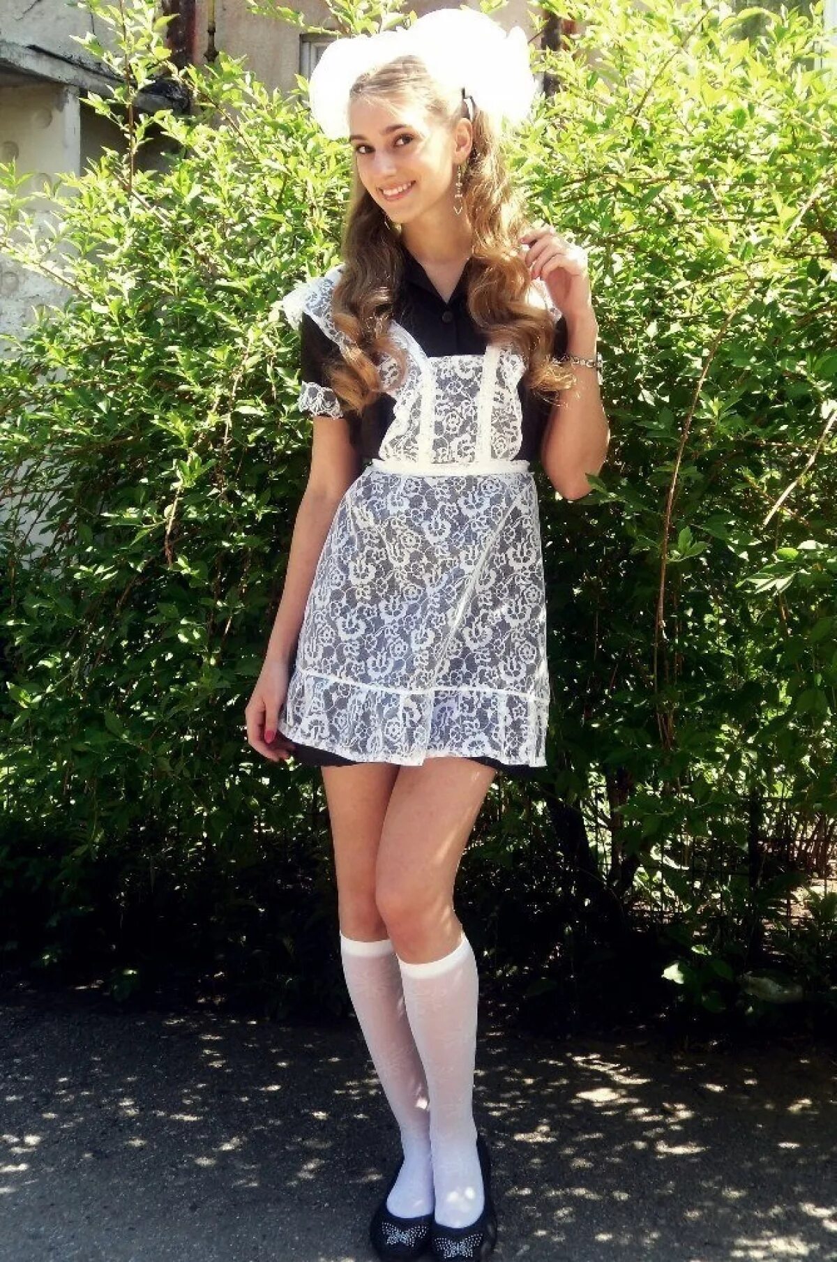 девушки в школе в белых. девушки в школе в белых. девушки в школе в белых. блузки для старшеклассниц. алолика школьная блузка.