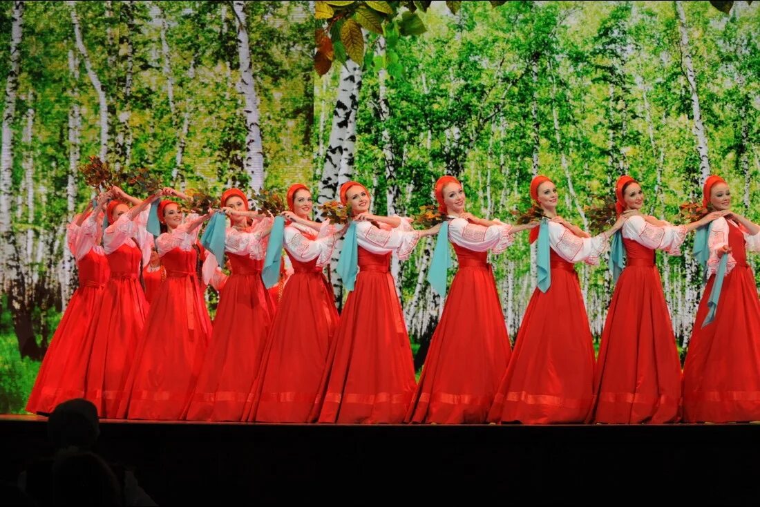 Весенний хоровод для малышей. Ансамбль Березка. Хоровод ансамбль Березка хоровод. Русский ансамбль Березка. Сударушка ансамбль Березка.