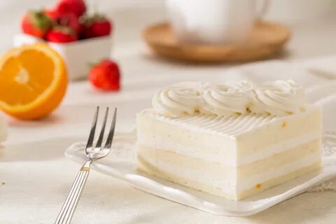Cream piece