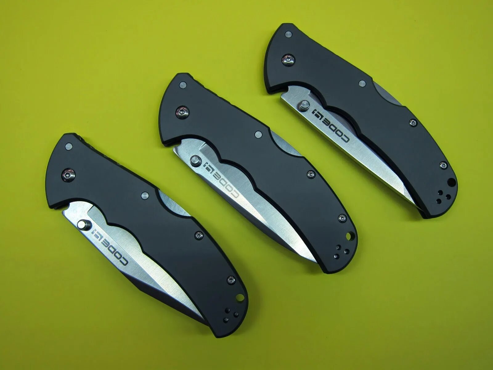 Cold Steel code 4 черный цвет. Кастомные накладки для ножей Cold Steel code 4. Cold Steel Kudu Custom. Cold Steel крепёж.