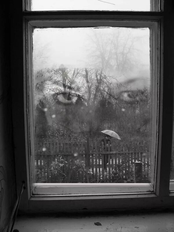 а за окном серый дождь до утра.