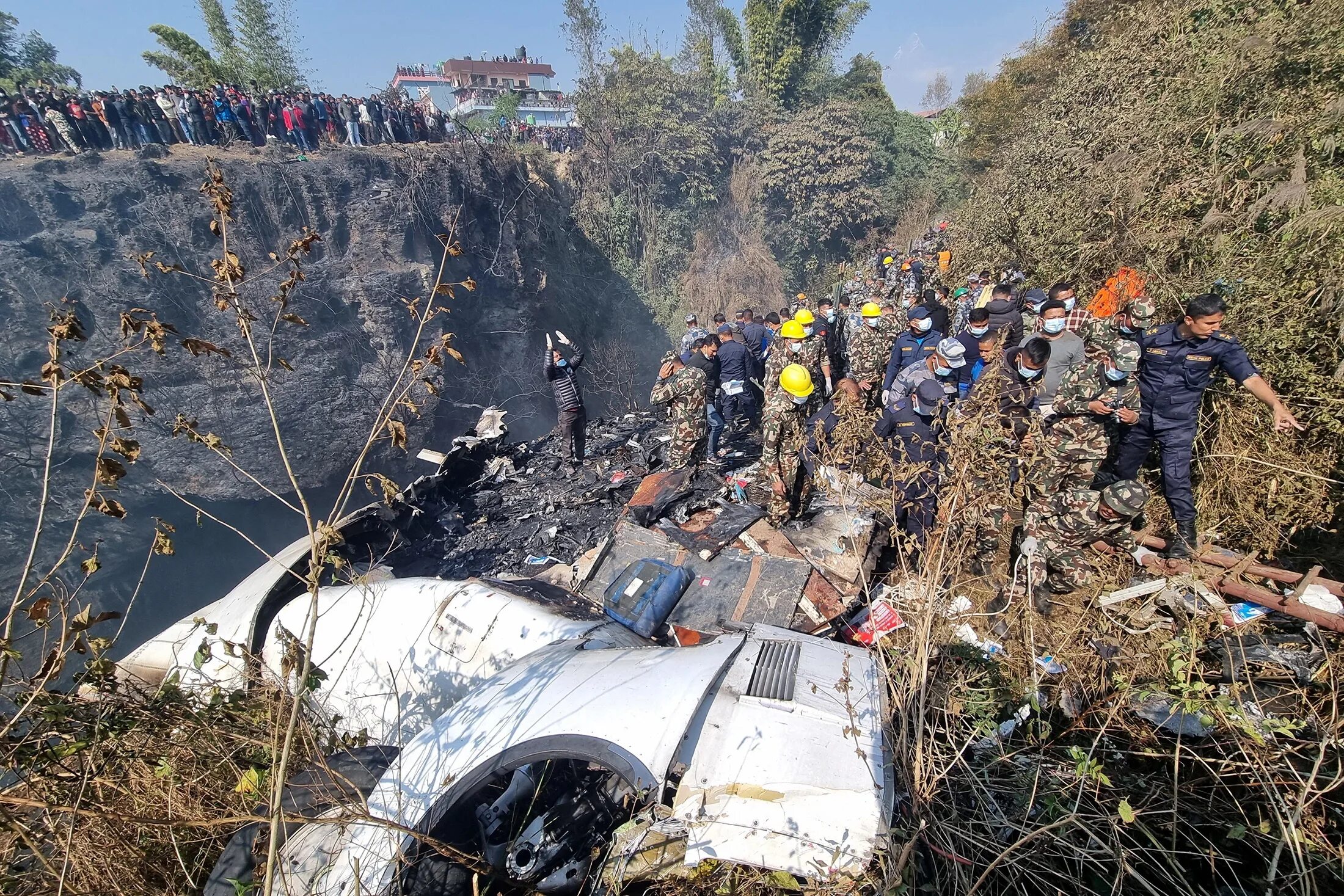Пассажир разбившегося самолета. Катастрофа АТР 72 В Непале. Катастрофа ATR 72 В Покхаре.