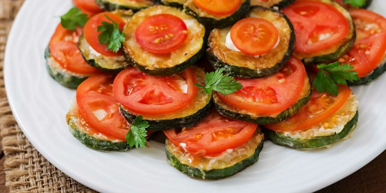 Кабачки рядом с помидорами можно