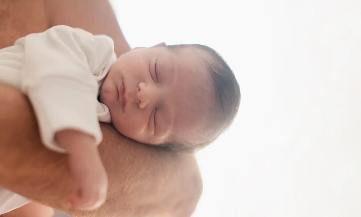 Тела новорожденных в новой москве. Писа новорожденном мальчика. В Москве назвали самые необычные имена для новорождённых. Акушер задушил новорожденного ребенка картинка.