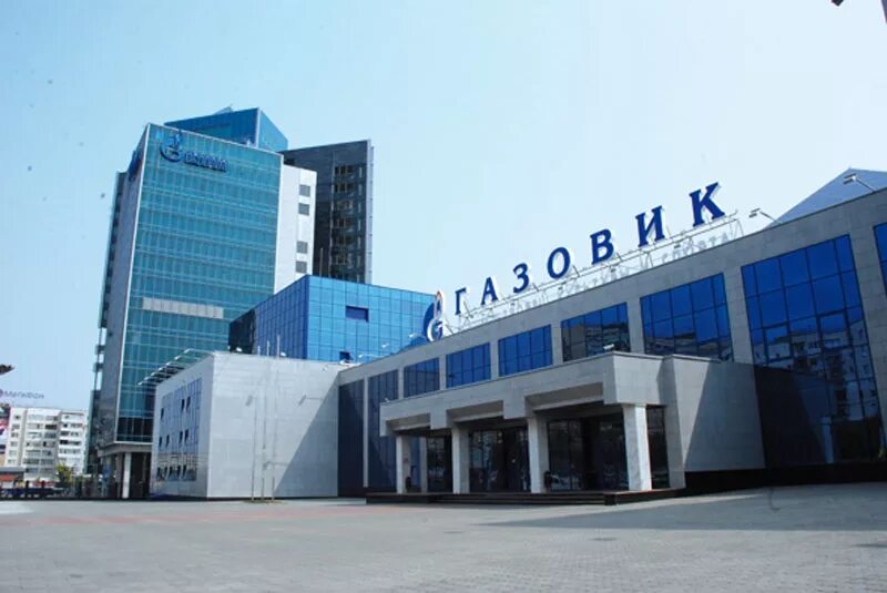 Газовик 2009 года. Новый стадион газовик оренбург. Сборная по футболу оренбургского газовика. Газовик оренбург на чкалова. Дворец культуры газовик оренбург.