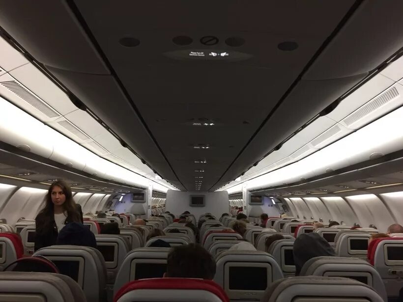 Четвертый рейс. Nordwind 777 внутри. Самолёт Боинг 737 Норд Винд. Nordwind Airlines самолеты салон. Северный ветер (Nordwind Airlines) салон самолетов.