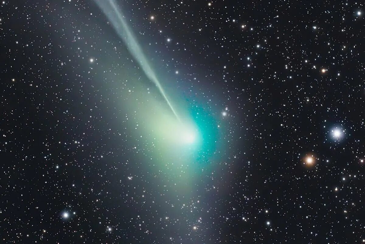 Где сегодня можно увидеть комету в россии. Комета c/2022 e3 (ZTF). Зеленая Комета. Комета фото. Комета 2023.