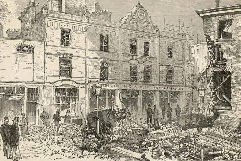 Взрыв бомбы на уолл-стрит. 1881, 1 марта – убийство императора александра ii. Век террора 19. Век террора 19. Покушение на императора александра 2 1881.