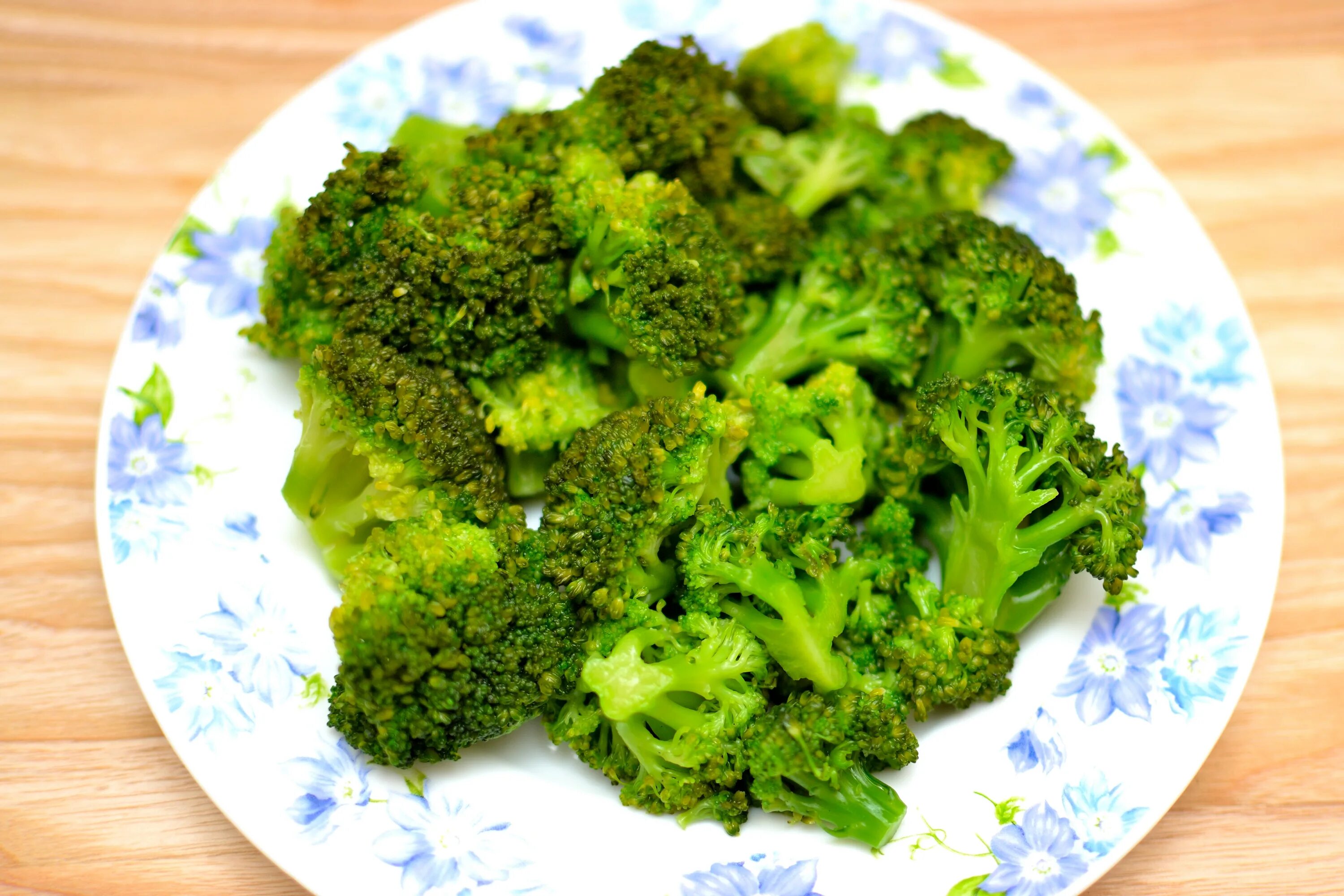 Цветная капуста гарнир. Брокколи ларсон. Овощное рагу с брокколи. Салат с брокколи и куриной грудкой. Капуста брокколи-бими.