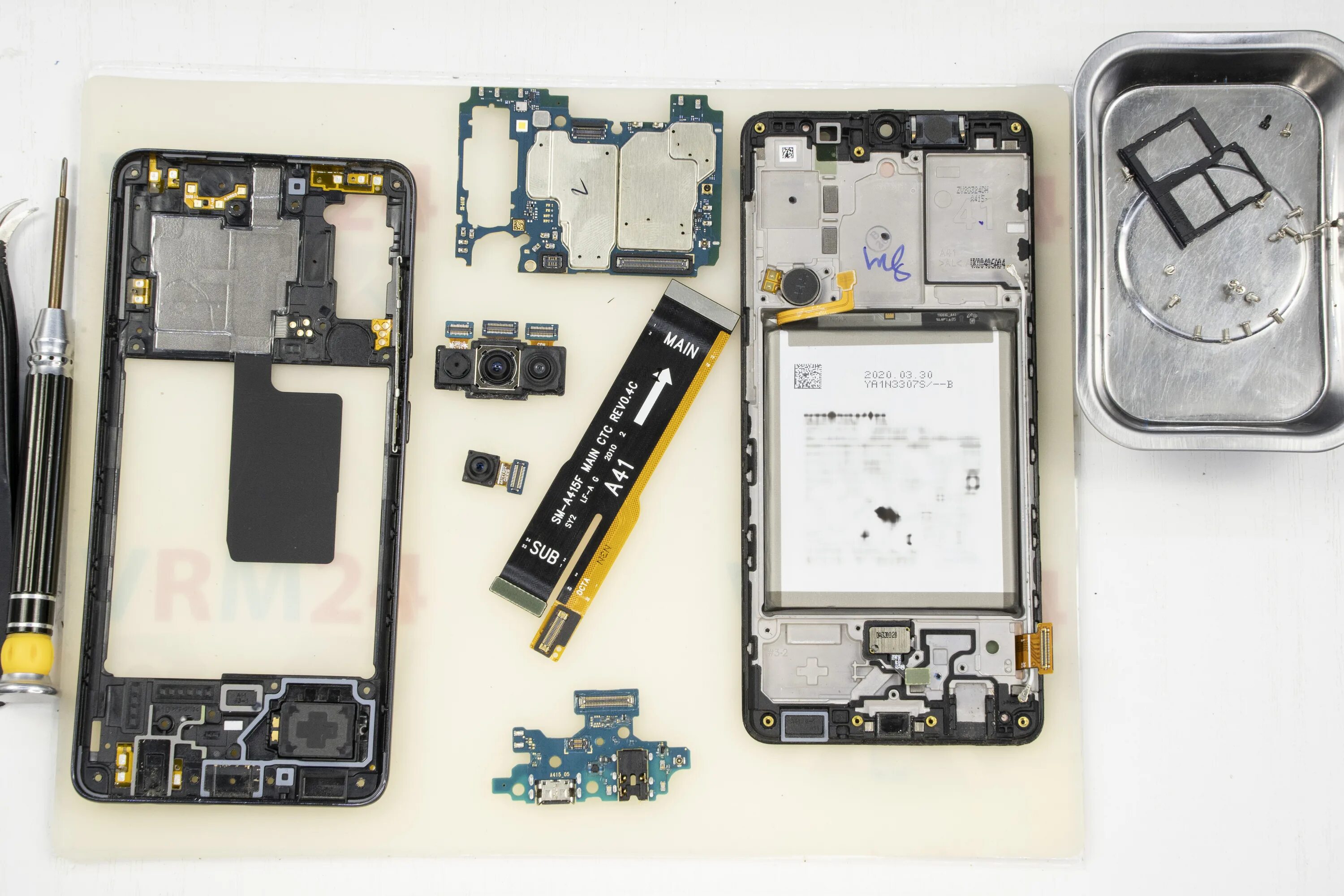 Samsung A70 Teardown Galaxy A705 Disassembly - YouTube