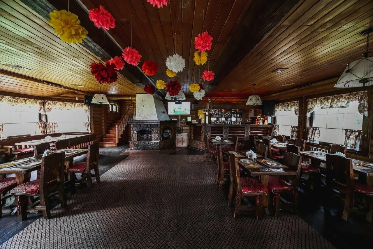 кафе подворье валдай. ресторан подворье отзывы. ресторан русское подворье суздаль. подворье великие луки ресторан. ресторан подворье павловск.