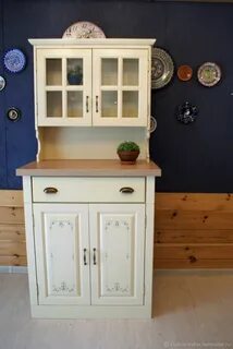 Кухня с буфетом