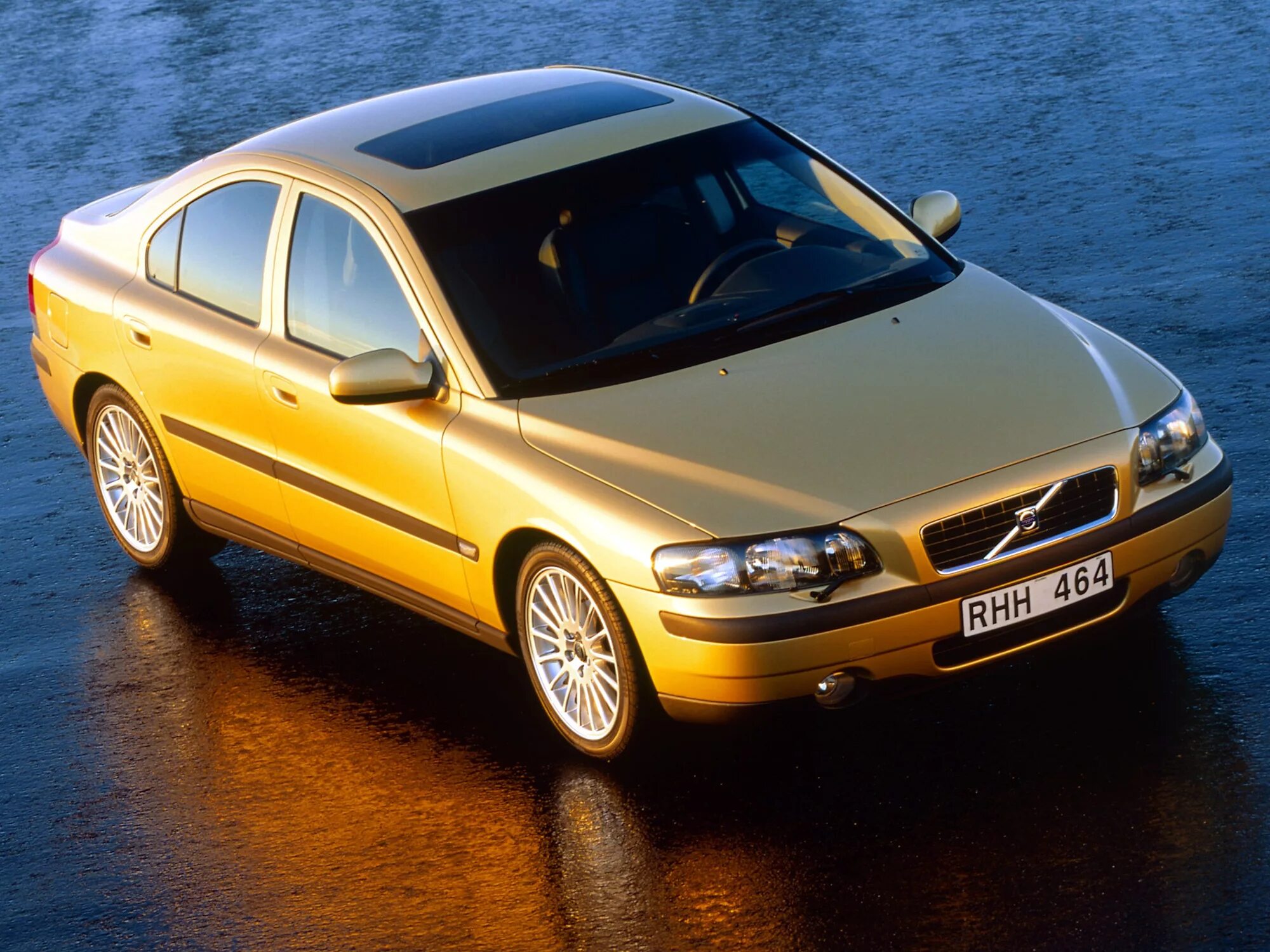 Volvo s60 2.0. Вольво s60 2000-2004. Volvo s60 2001. Вольво s60 2000. Volvo s60 2002.