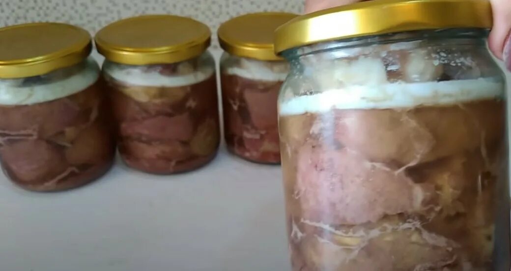 Тушенку можно хранить в холодильнике