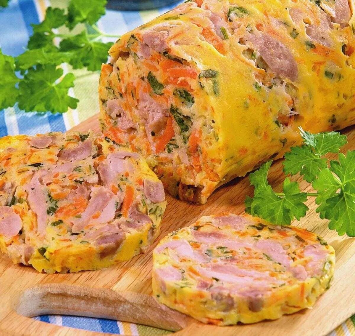 Простые рецепты блюд с мясом. Горячие блюда на праздничный стол. Вкусные горячие блюда к праздничному столу. Гррясее га праздничныйстол. Горячие мясные блюда на праздничный стол.