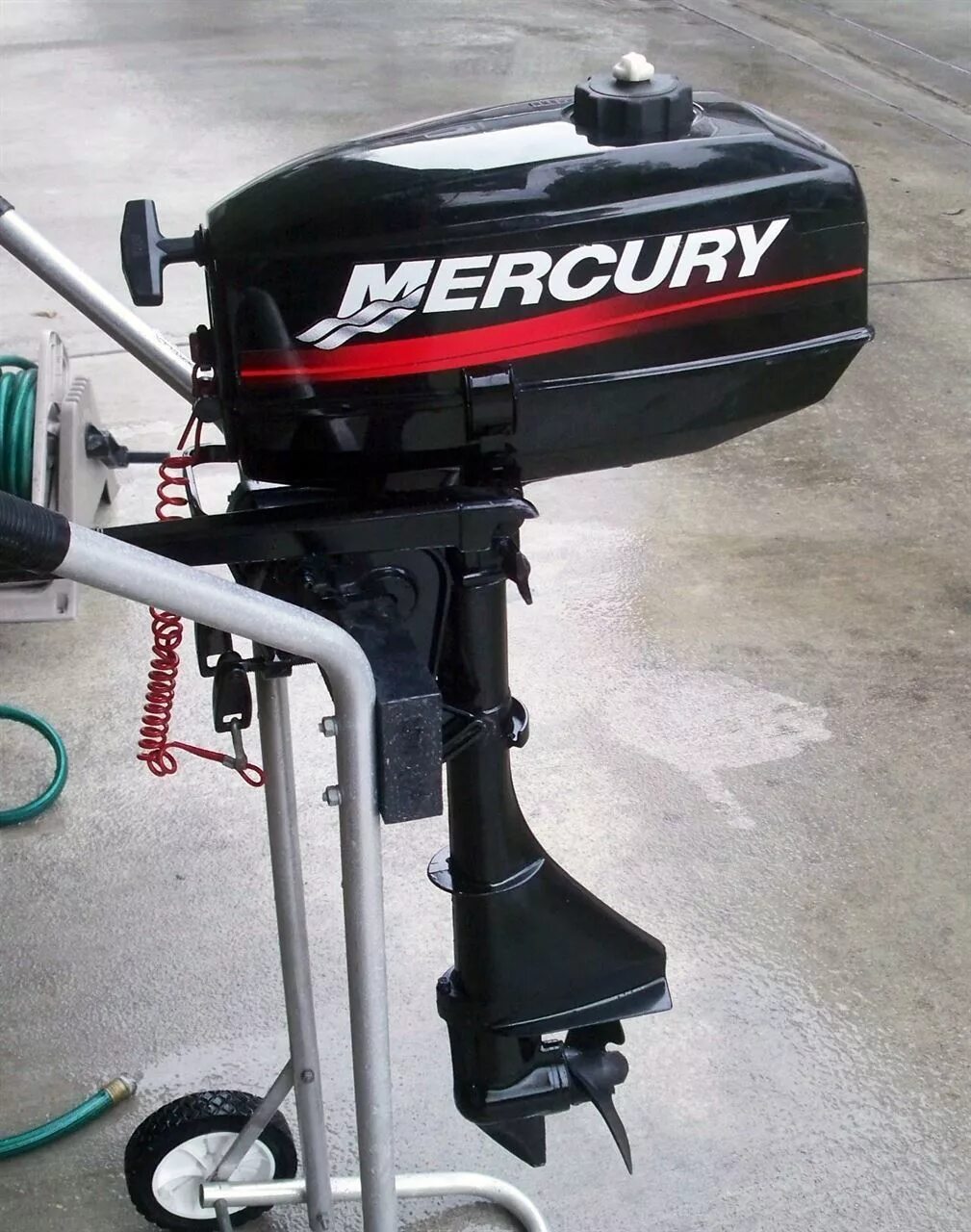 Mercury me 5. Лодочный мотор меркури 2.5. меркурий 2 5 лодочный мотор. мотор mercury 5. лодочный мотор &quot;mercury 2.5m&quot;.
