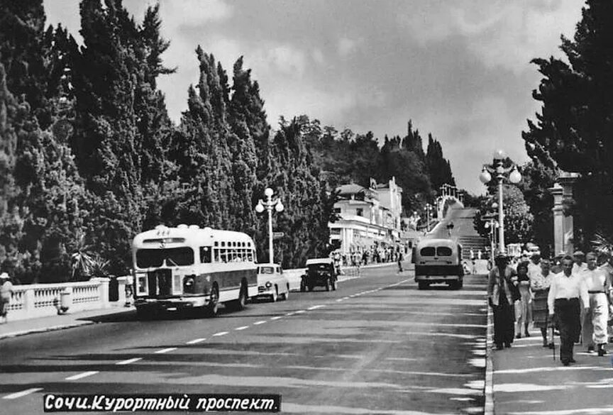 Сочи 1960. Сочи в 1967 году. старый сочи курортный проспект. старый сочи мамонтовский спуск. курортный проспект сочи 1984 год.