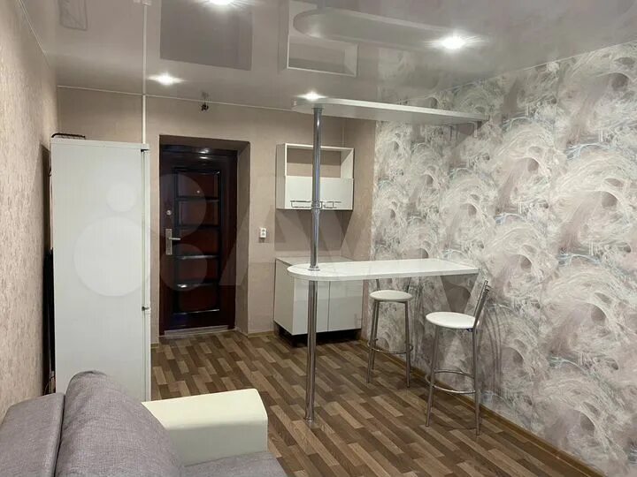 Снять комнату киров. Комната авито. Снять комнату в кирове. Комната киров. Коммуналки киров.