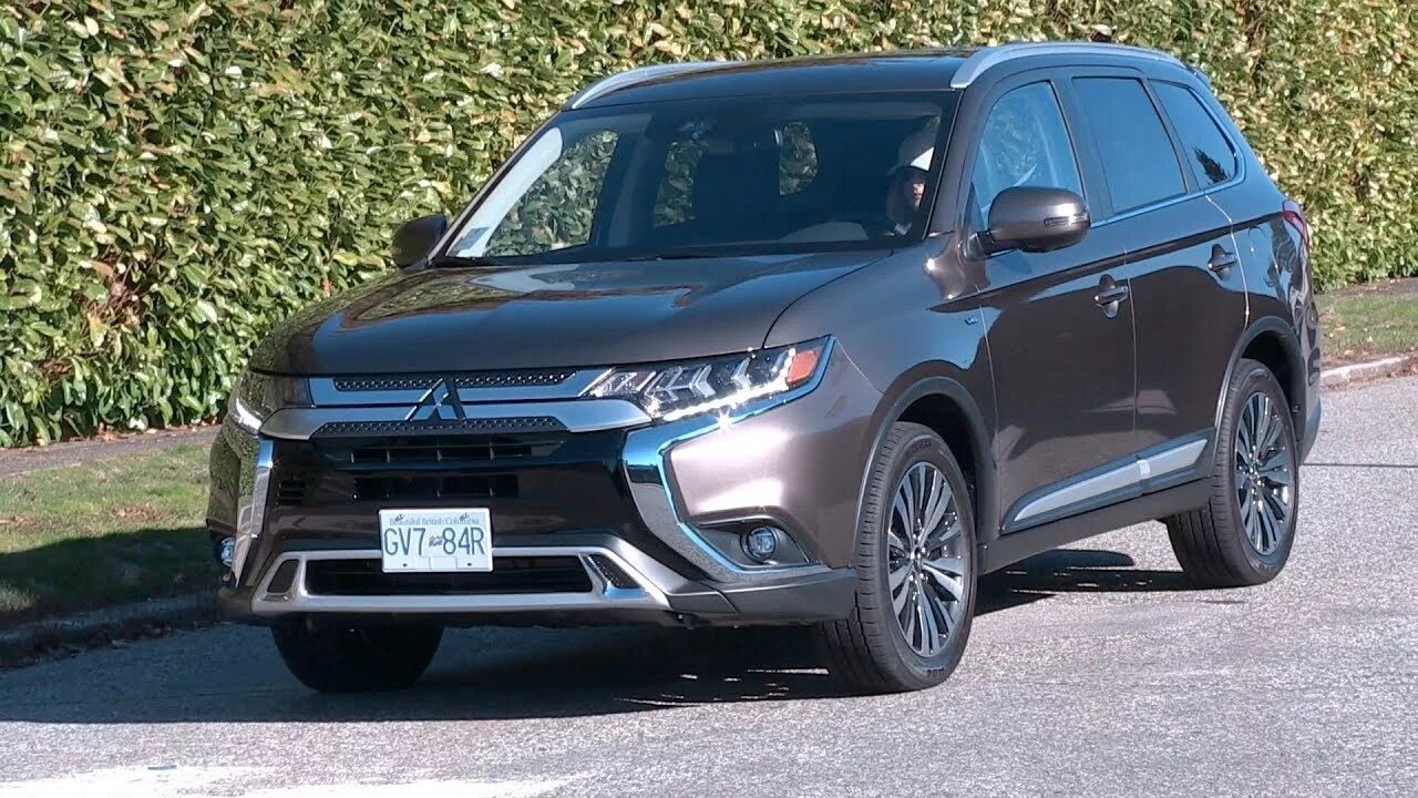 Митсубиши Аутлендер 2019. Митсубиши Аутлендер 2020. Mitsubishi Outlander gt металлик 2020. Mitsubishi Outlander gt 2019. Купить митсубиси аутлендер 2019