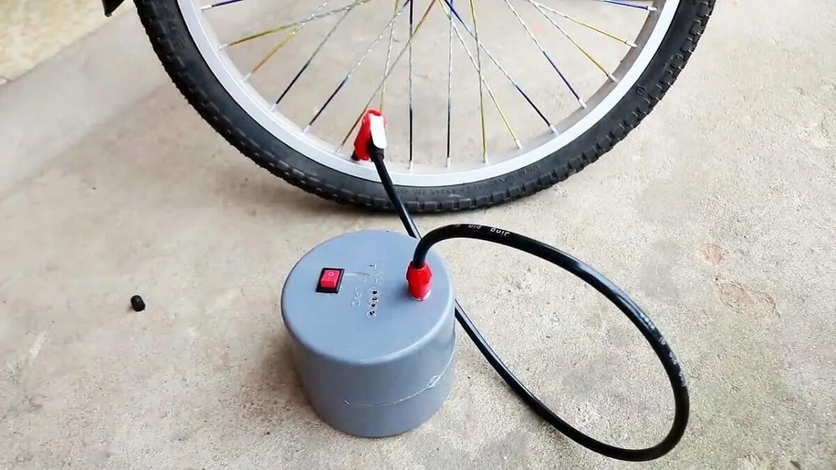 Как накачать велосипед без насоса. Компрессор для велосипеда. Насос для велосипеда электрический. Насос для накачивания колес велосипеда. Компрессор для накачки шин велосипеда.