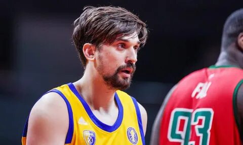 Швед м