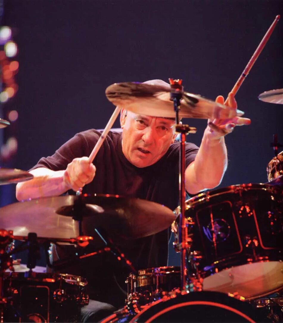 Барабанщик Rush. Neil Peart Drummer.