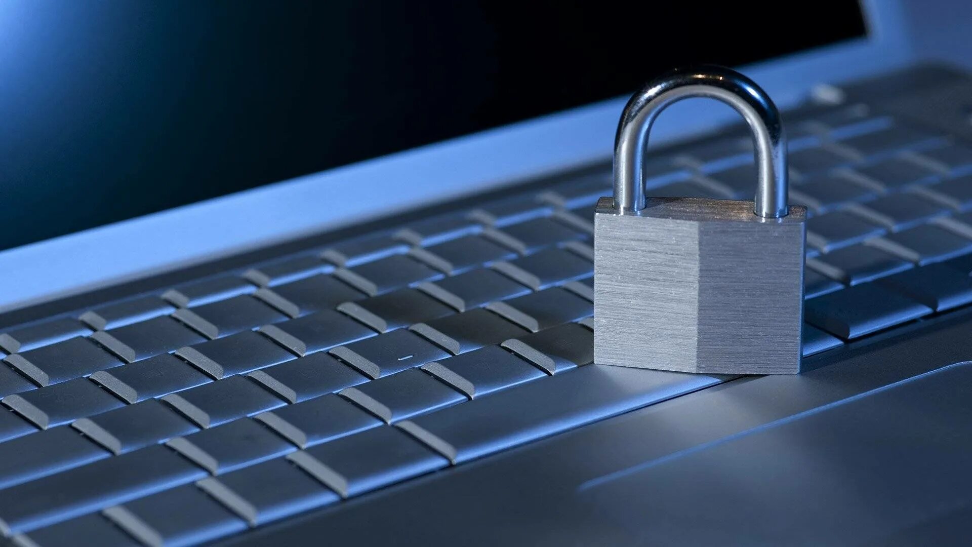 Безопасность и конфиденциальность данных. Компьютерная безопасность. Защита информации. Защита информации в интернете. Защита компьютера.