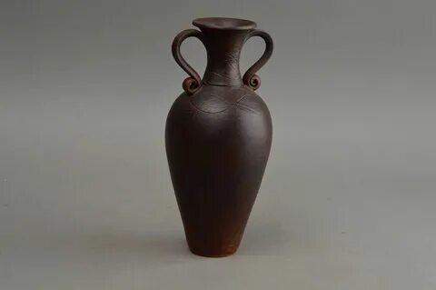 Ваза с ручками
