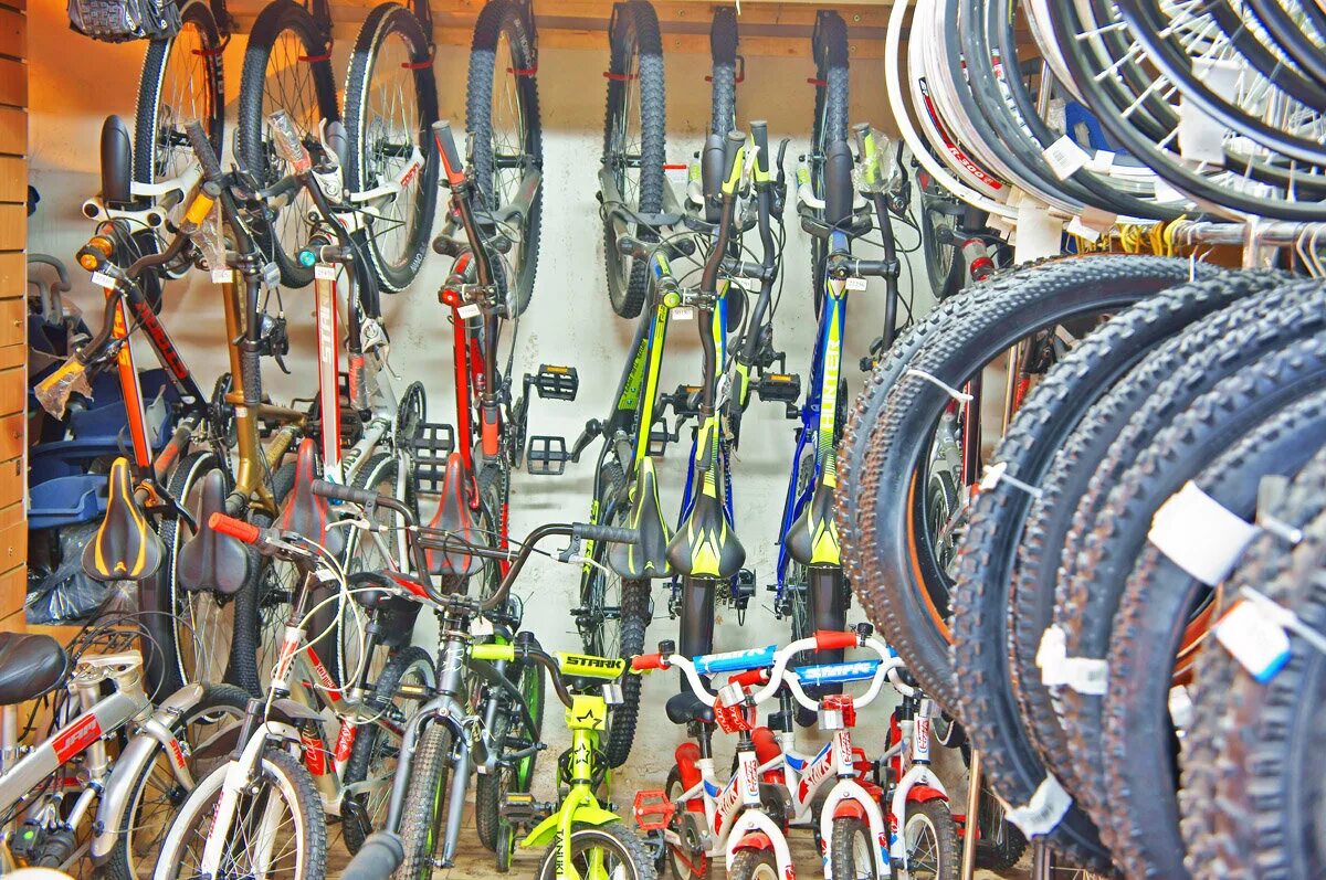 Где купить запчасти для велосипеда. Запчасти для велосипеда. Велозапчасти для велосипеда. Веломагазин запчасти. Магазин велосипедов.