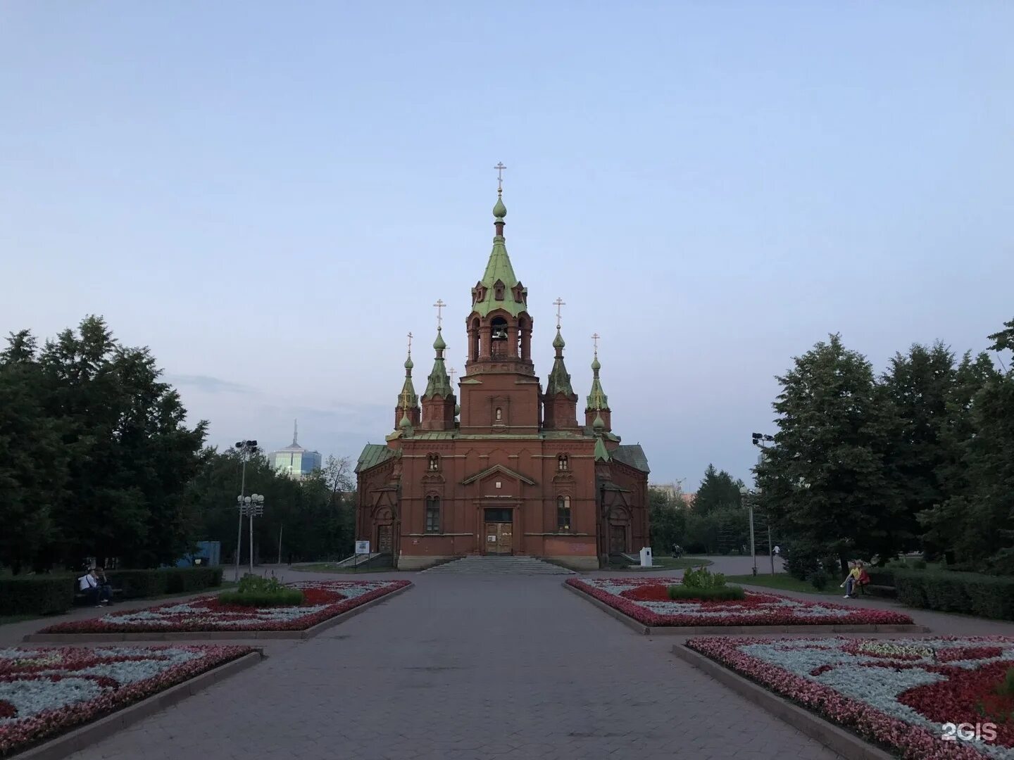 Парк алое поле Челябинск. Сквер алое поле Челябинск. Площадь алое поле Челябинск. Александро-Невская Церковь (Челябинск). Алое поле 2