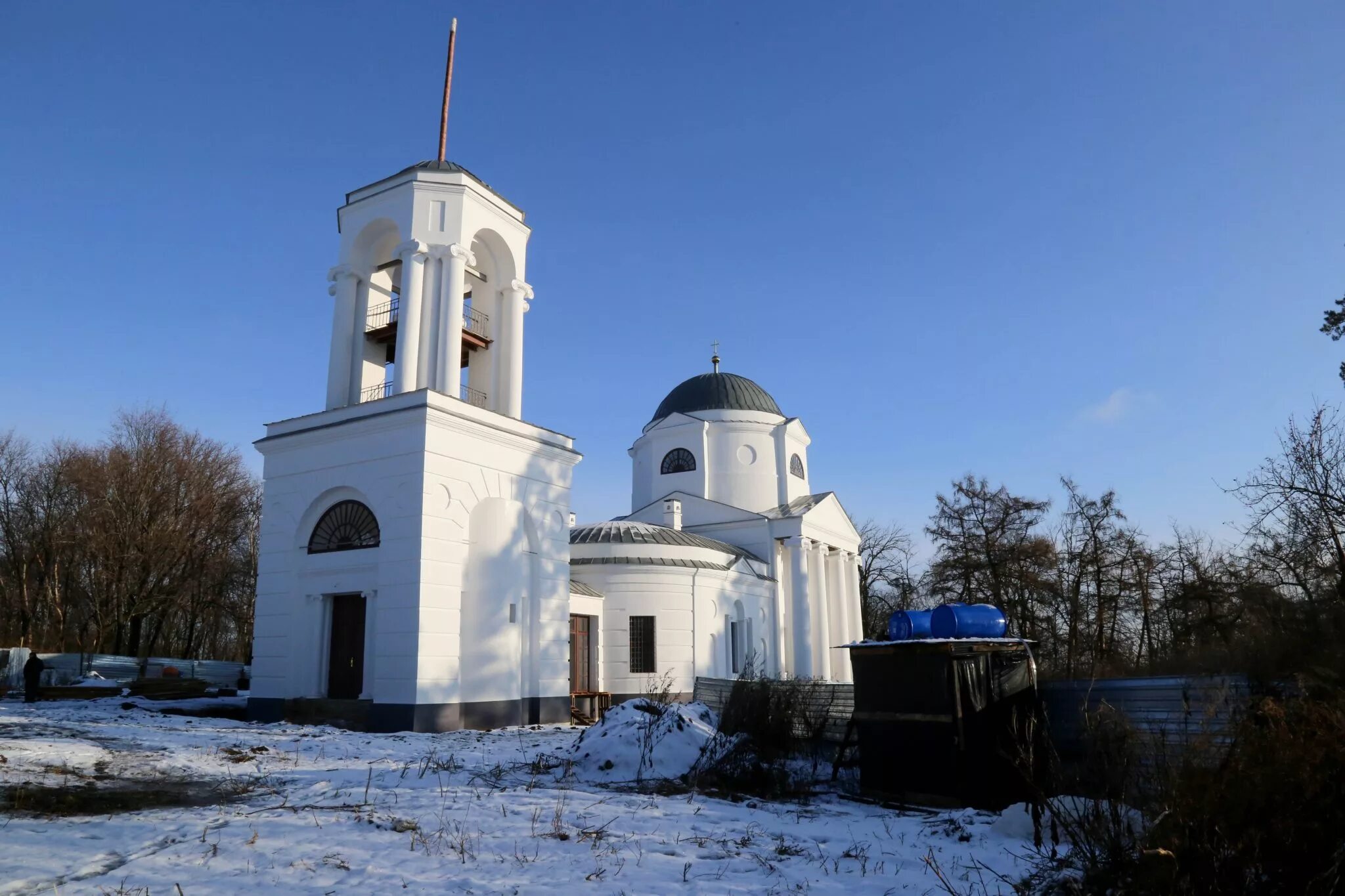 Усадьба Чичериных караул Церковь. Церковь караул Инжавинский район. Усадьба караул Тамбовской области. Усадьба Чичерина в Тамбовской области. Свято троицкий храм село