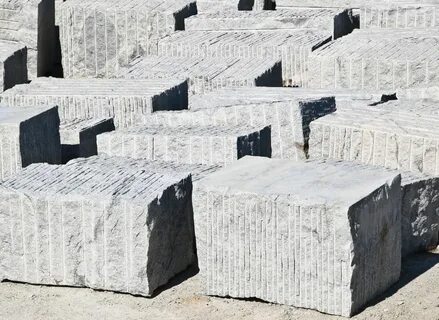 Гранитные блоки