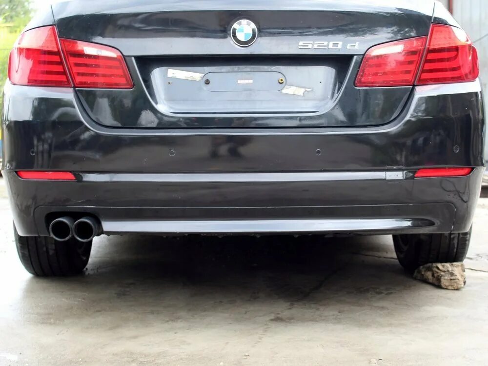 Задний бампер бмв 5. Bmw f10 задний бампер. бампер задний бмв ф10. задний бампер bmw f10 2014. бмв 5 задний бампер.