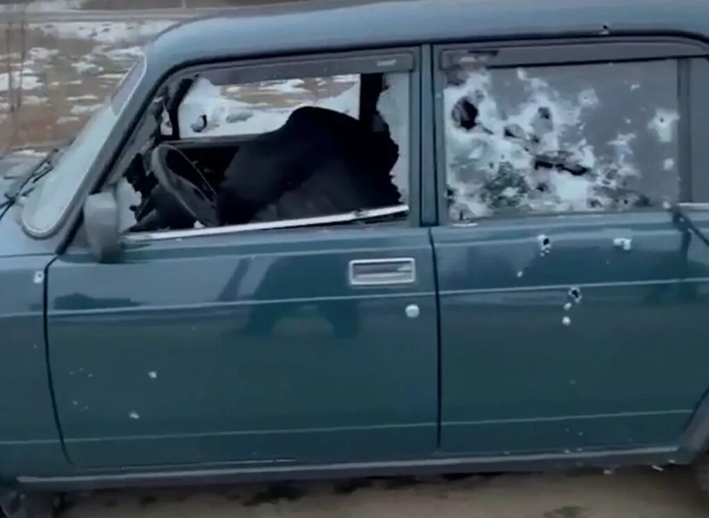 Бойцы расстреляли машину с террористами. Расстрелянные авто в Брянской.