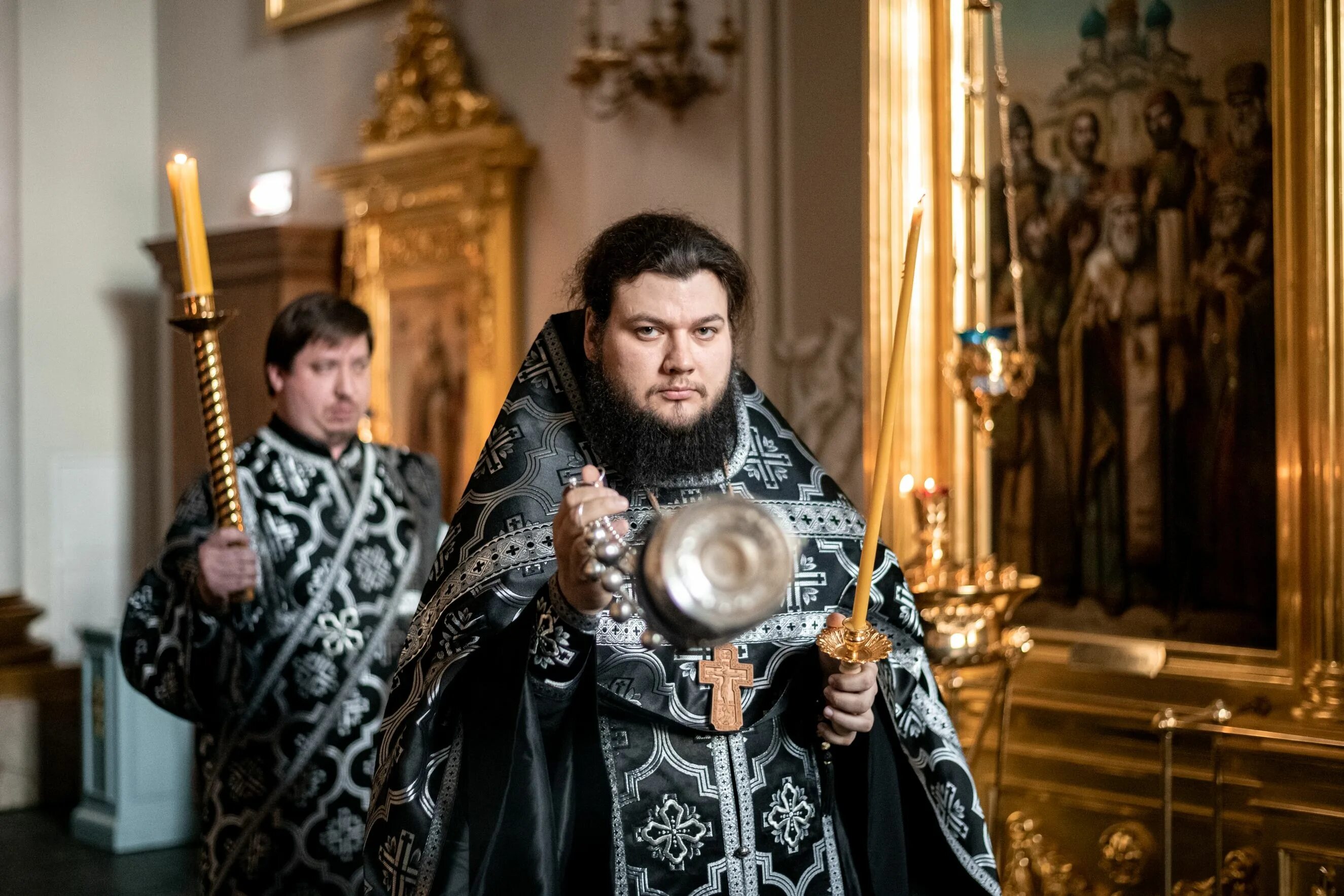 Православные фотографии. С великим четвергом православные. Великий четверг литургия. Вечерняя служба четверга