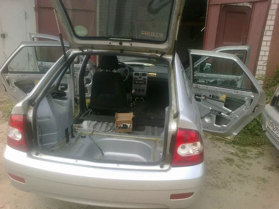 Как снять багажник приора хэтчбек Газовые упоры на крышку багажника Lada Приора седан, 1,6 л, 2008 года тюнинг D