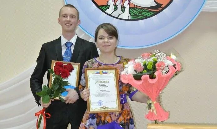 Школа 61 кемерово. 61 школа город киров. Журнал 61 школа кирова. Журнал 61 школа кирова. 61 школа нововятск киров.
