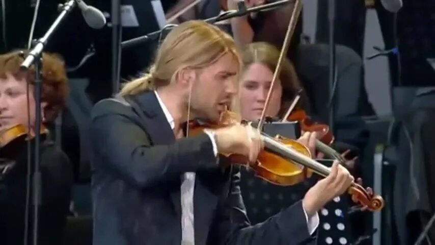 Nirvana smells like teen spirit ноты для скрипки. Нирвана на скрипке. Дэвид гарретт smells like teen spirit. Чардаш монти ноты дэвид гарет. Нирвана smells like teen spirit ноты для фортепиано.