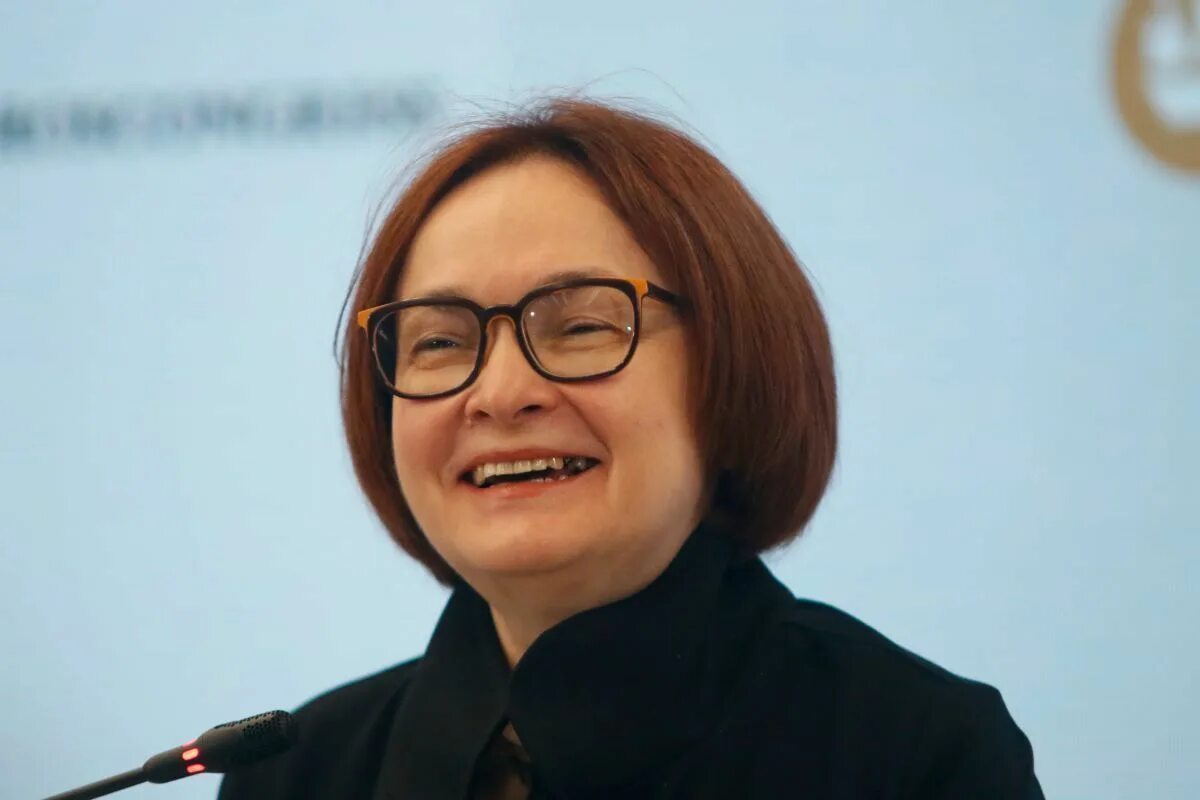 Что с набиуллиной. Что с набиуллиной. Что с набиуллиной. Глава цб набиуллина. Эльвира сахипзадовна набиуллина брошки.