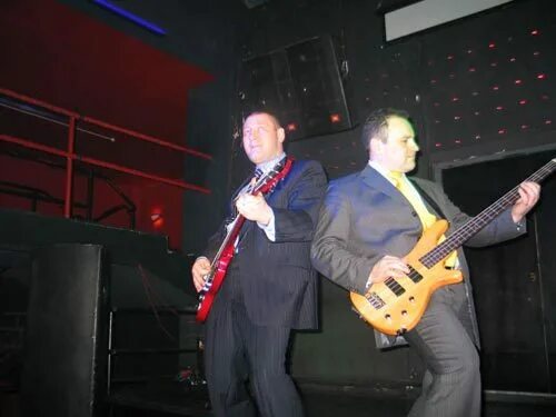 Группа заряд подольск. Группа положительный заряд. Положительный заряд группа. Музыка в бане. Группа положительный заряд фото.