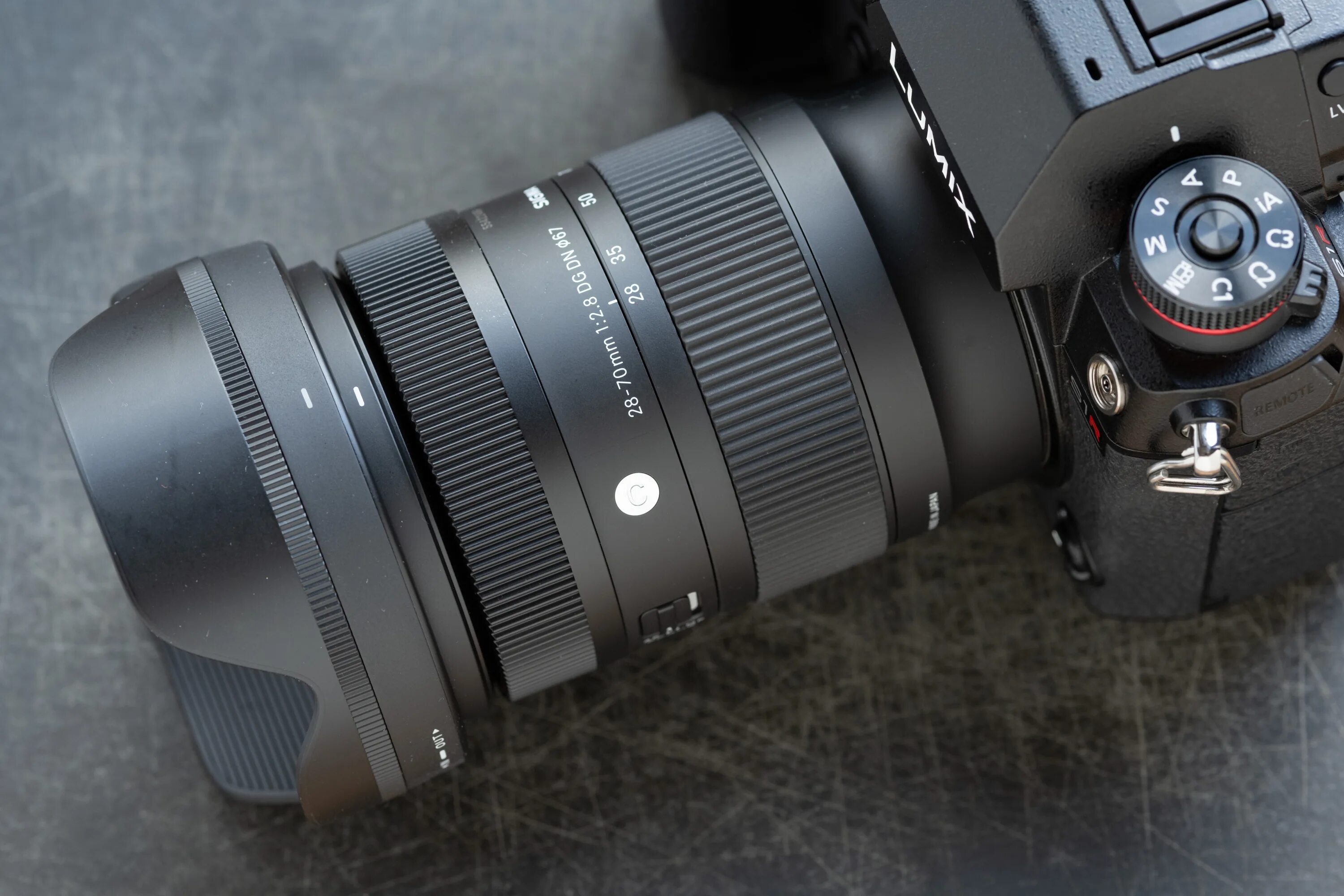 Sigma 28 70. Sigma 28-70 2,8 Sony. Sigma 28-70/2.8 DG DN. Sigma 28-70mm f/2.8 DG DN Contemporary Sony e.