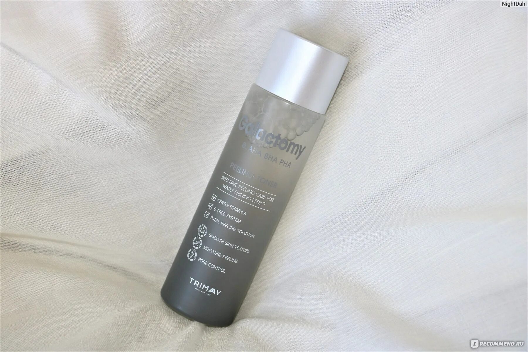 Some by mi red teatree cicassoside derma solution toner 150ml. Кореянка с кремом на лице. Улучшающие впитывание крема лица. Увлажнение кожи лица тонер. Тонер для лица способ нанесения.