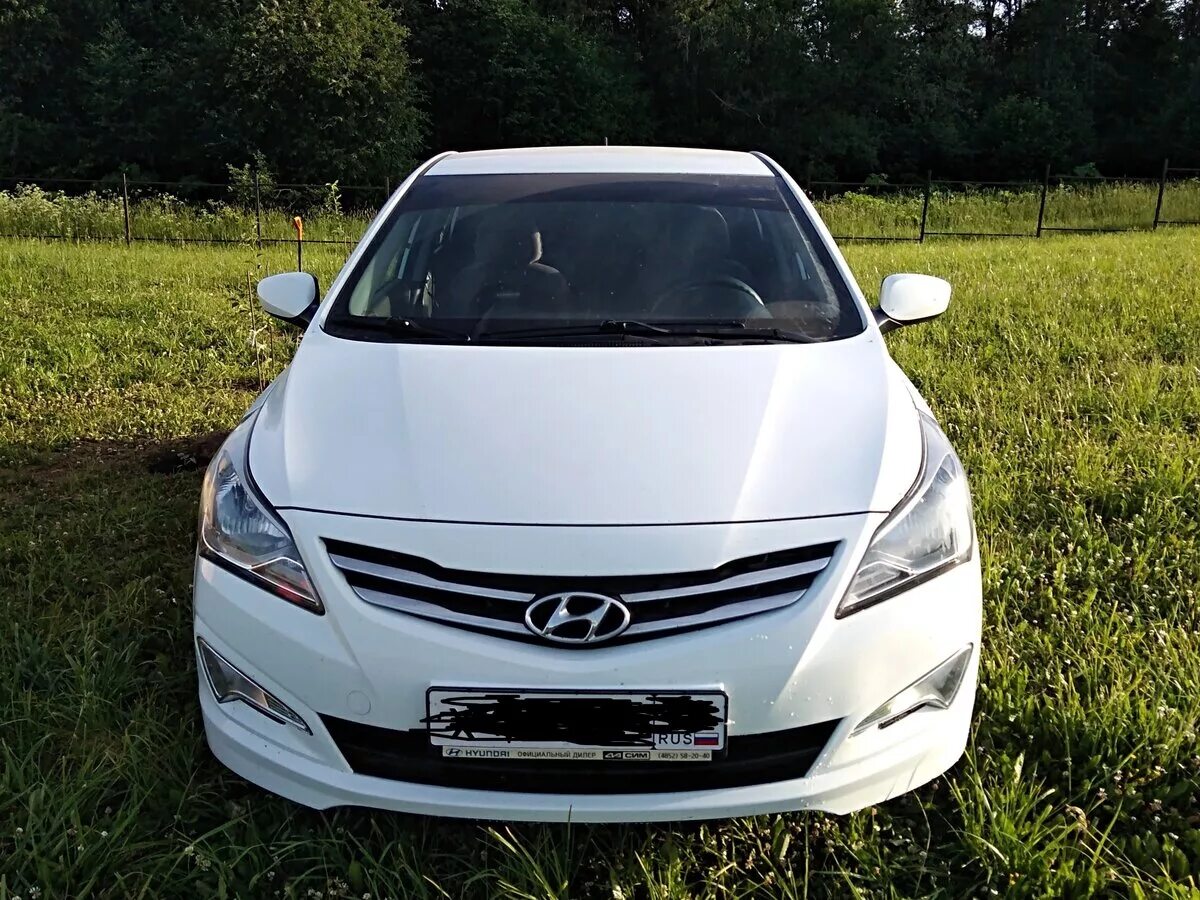 хендай солярис 2015 седан. хендай солярис 2015 белый. 4 at. хендай solaris 2015. хендэ солярис 2015.