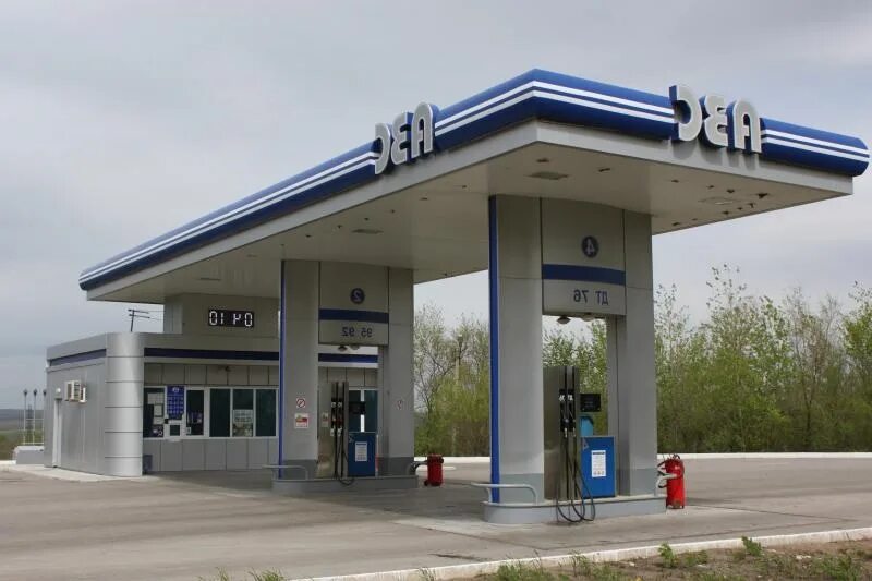 Азс в сторону москвы. Азс роснефть придорожный комплекс. Азс в сторону москвы. Автозаправочная станция роснефть. Заправка азс.